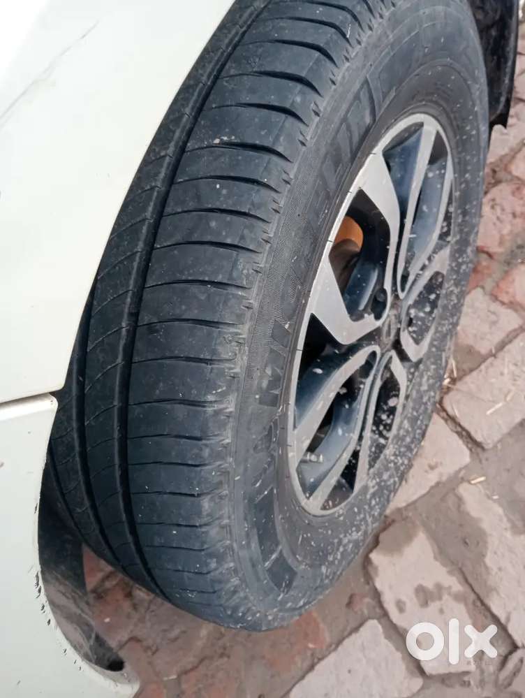 Nissan Terrano 2014 Diesel 140000 Km Driven