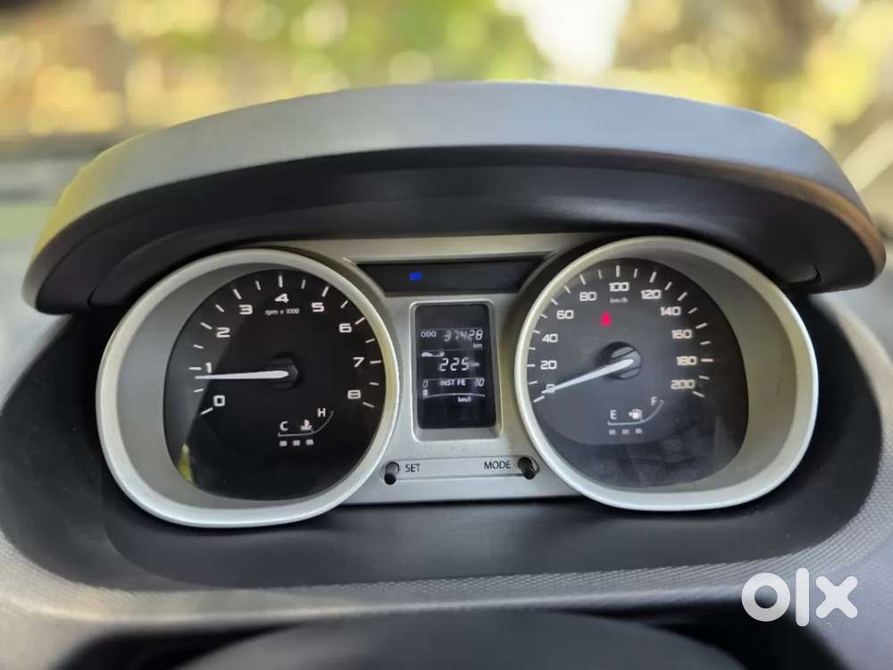Tata Tigor 1.2 Revotron Xz Option, 2017, Petrol