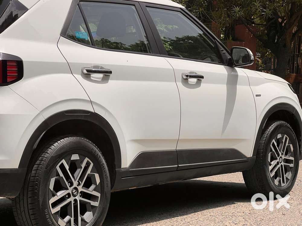 Hyundai Venue 1.0 Sx (o) Turbo Dct, 2022, Petrol