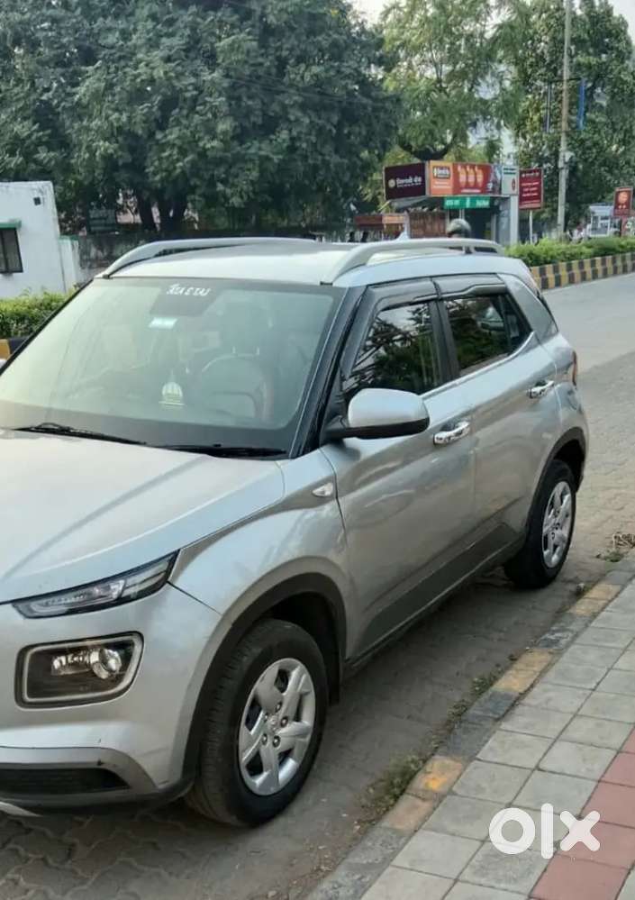 Hyundai Venue Diesel