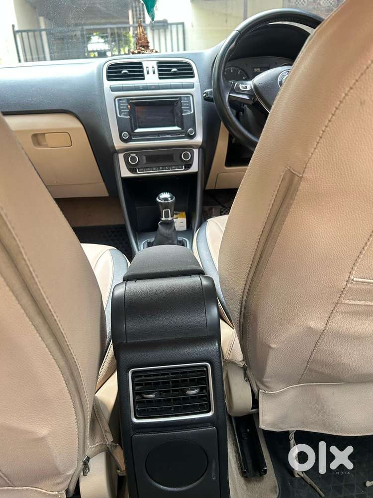 Volkswagen Ameo Petrol 2016