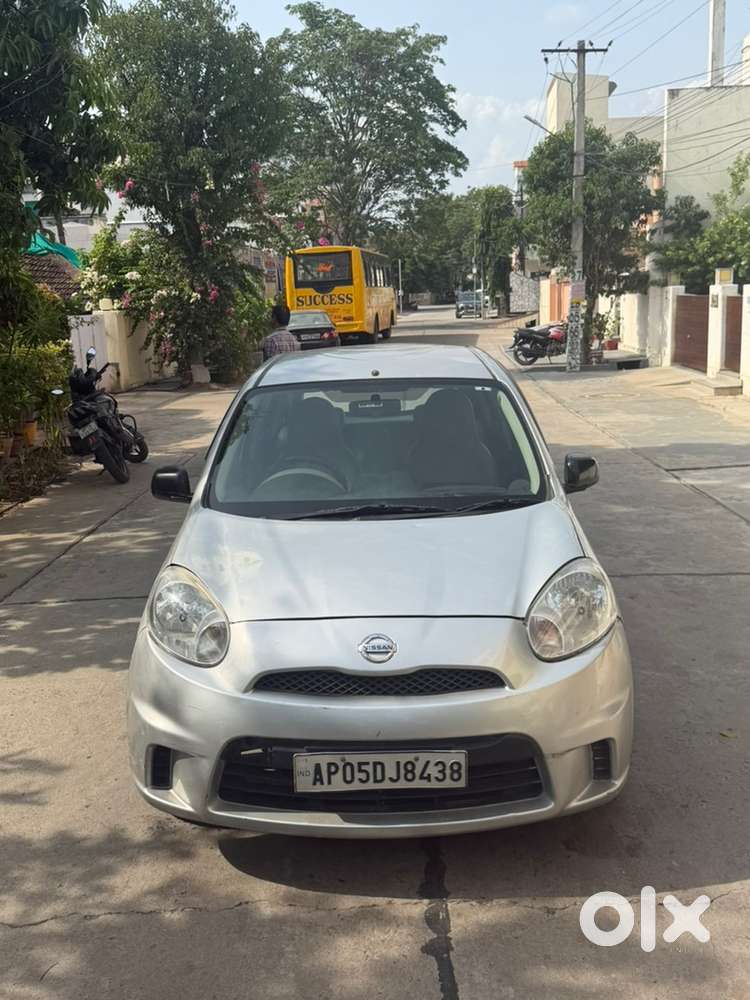 Nissan Micra Active 2015