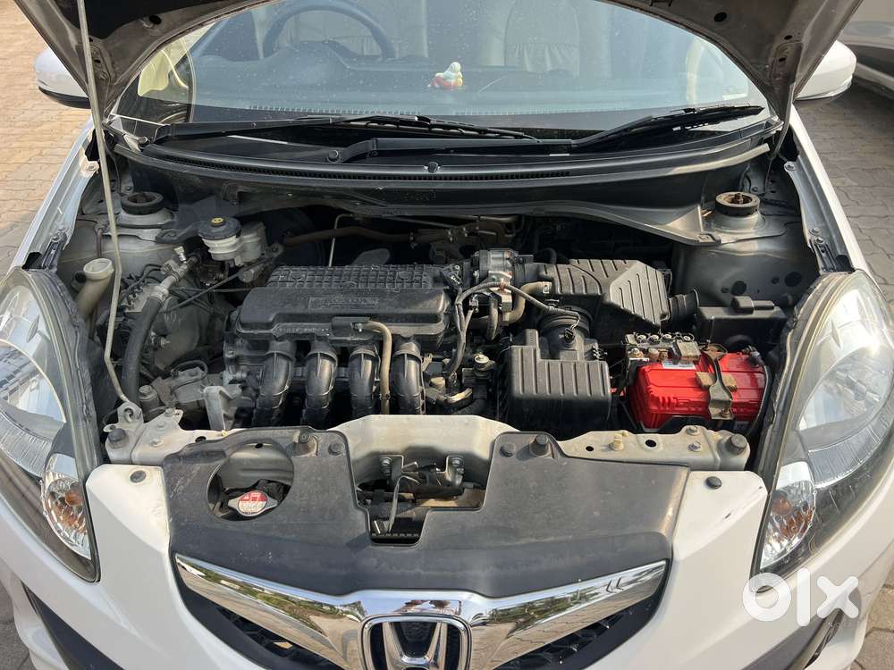 Honda Brio 2013-2016 Vx At, 2016, Petrol