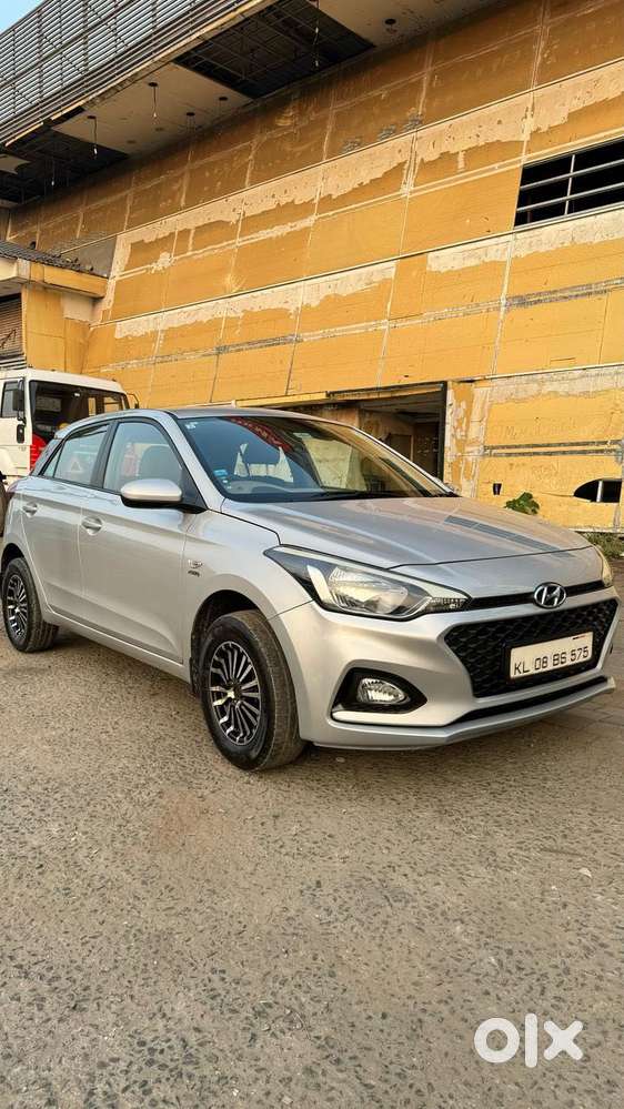 Hyundai I20 1.4 Magna At, 2018, Petrol