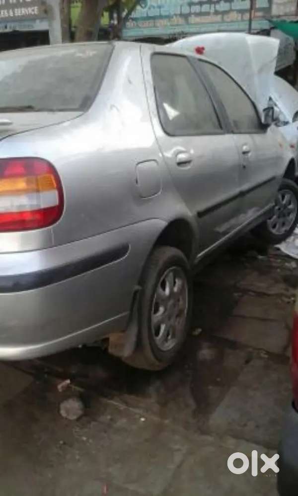 Fiat Petra 2006 Lpg 45000 Km Driven
