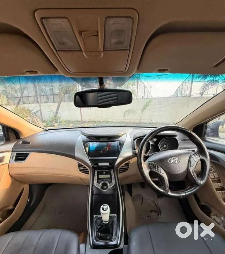 Hyundai Elantra 2012