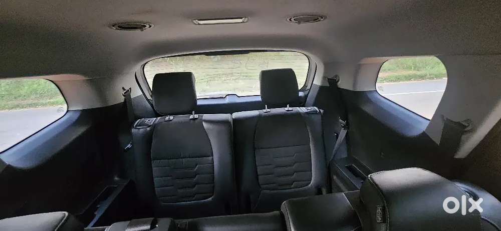 Kia Carens Clavis 2025 Petrol 14000 Km Driven