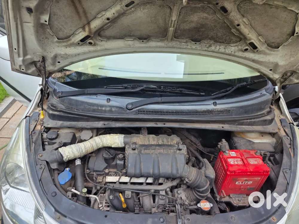 Hyundai I10 Sportz Petrol 2010