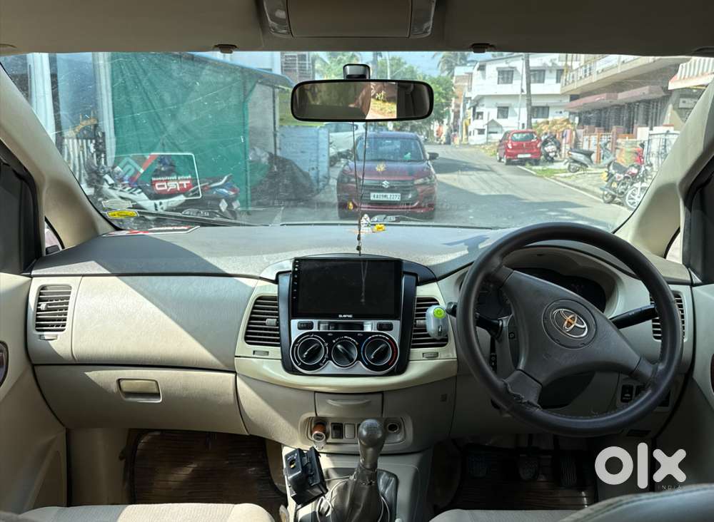 Toyota Innova 2.5 2010