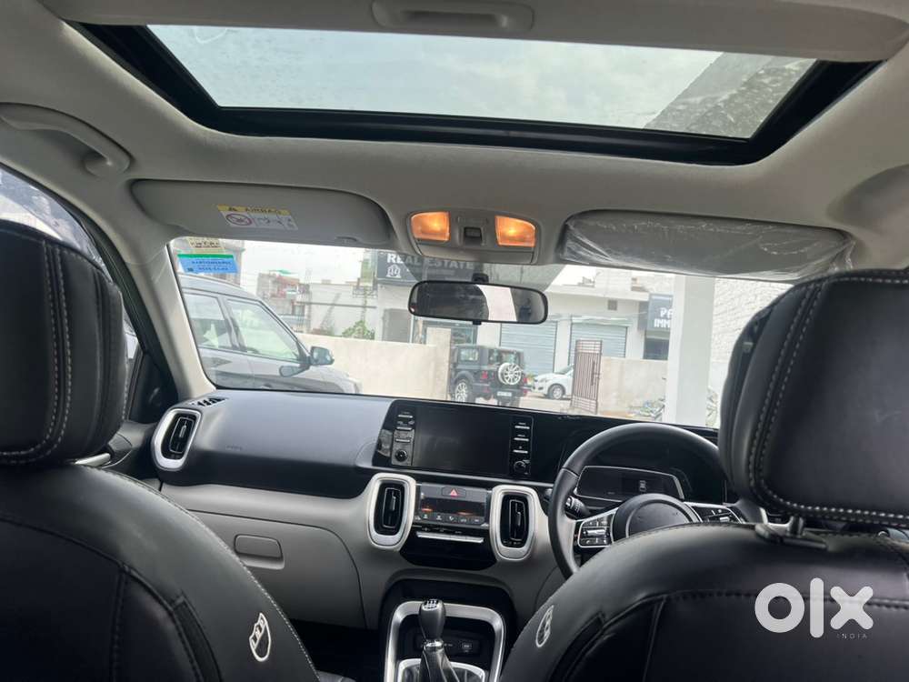Kia Sonet 2025 Petrol 4100 Km Driven