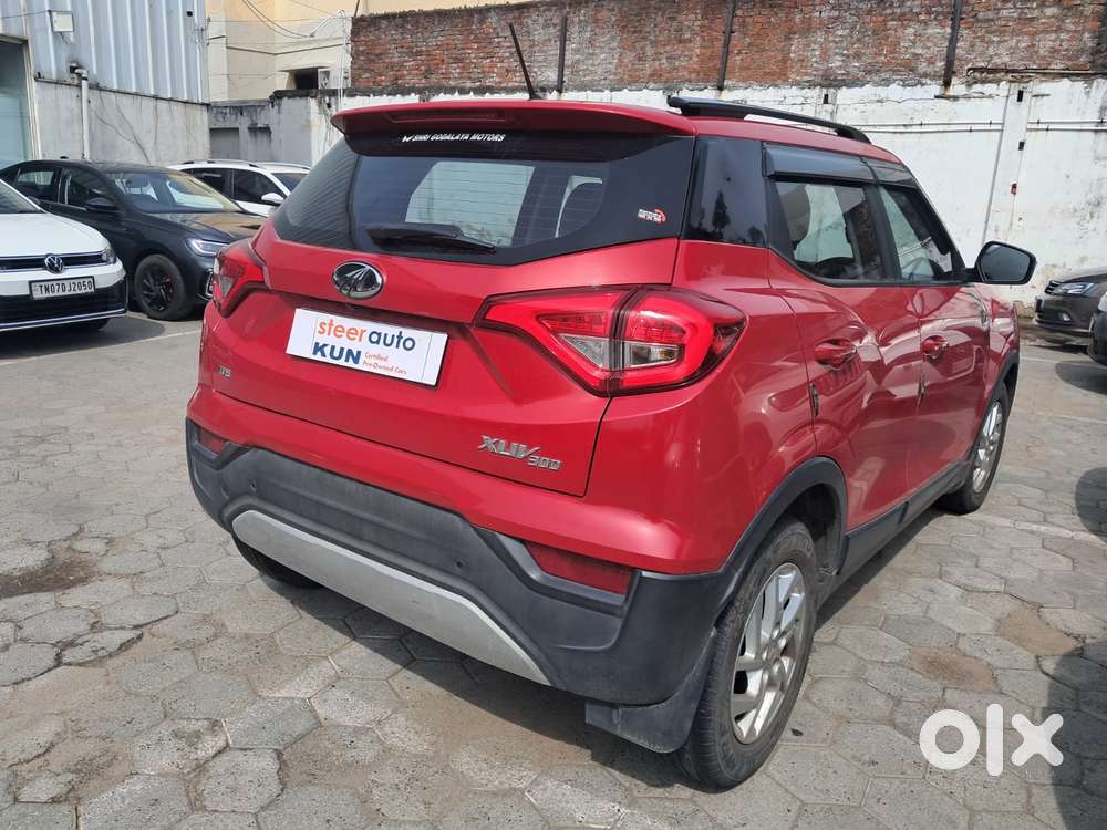 Mahindra Xuv300 W8, 2022, Petrol