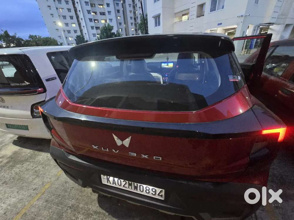 Mahindra Xuv 3xo, Mx2 Pro Petrol At, 2024 Dec Regd, Just 7300 Kms Run