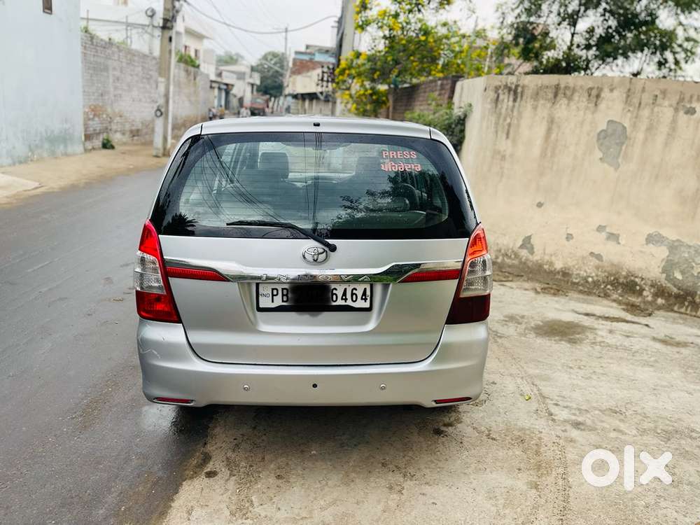 Toyota Innova 2013 Diesel 178000 Km Driven