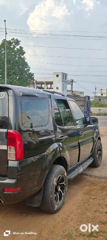 Tata Safari Storme 2014 With Manual Transmission