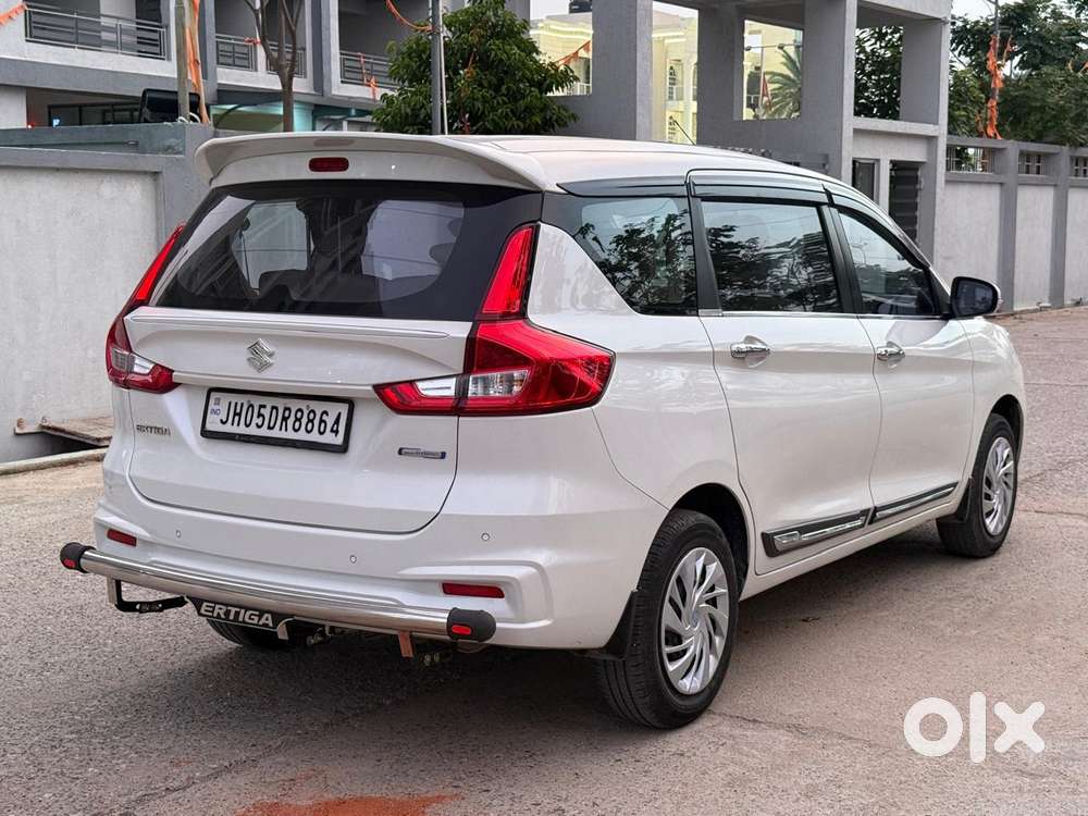 Maruti Suzuki Ertiga 1.5 Vxi, 2024, Petrol