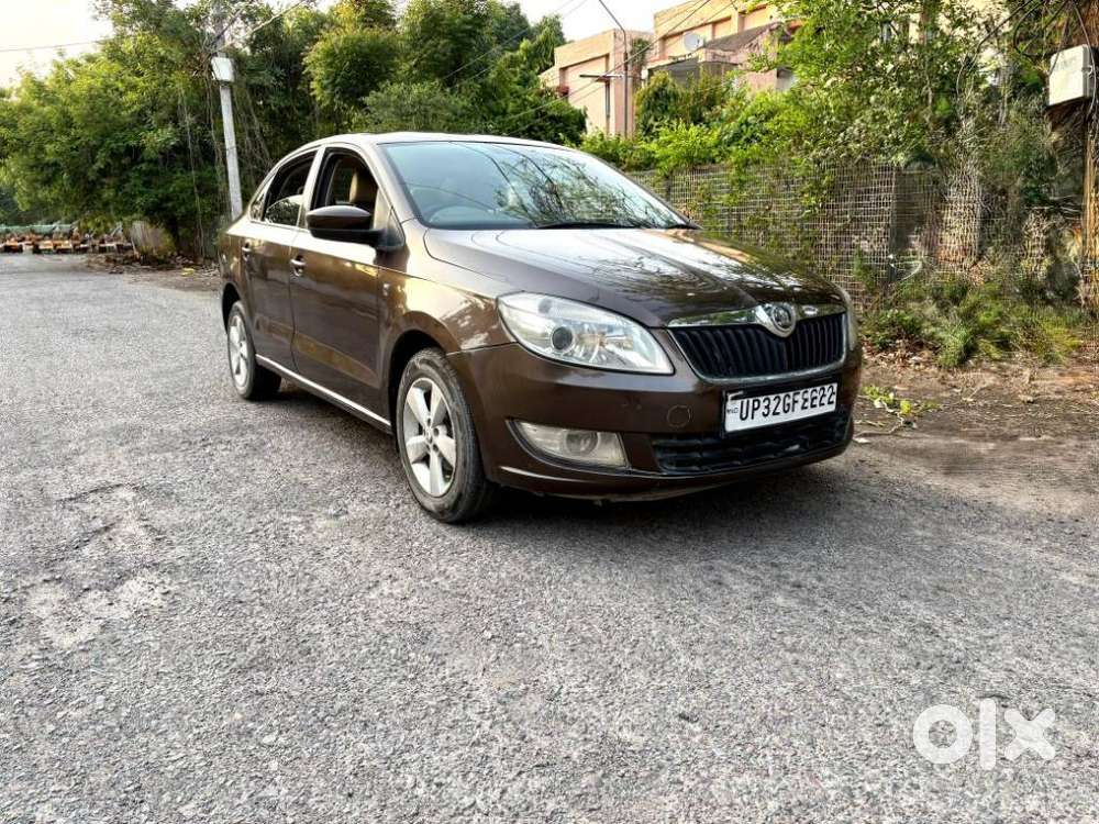 Skoda Rapid 1.5 Tdi At Ambition With Alloy Wheel, 2015, Diesel