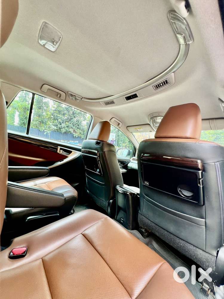 Toyota Innova Crysta [2020-ongoing] 2.4 Zx 7 Str, 2020, Diesel