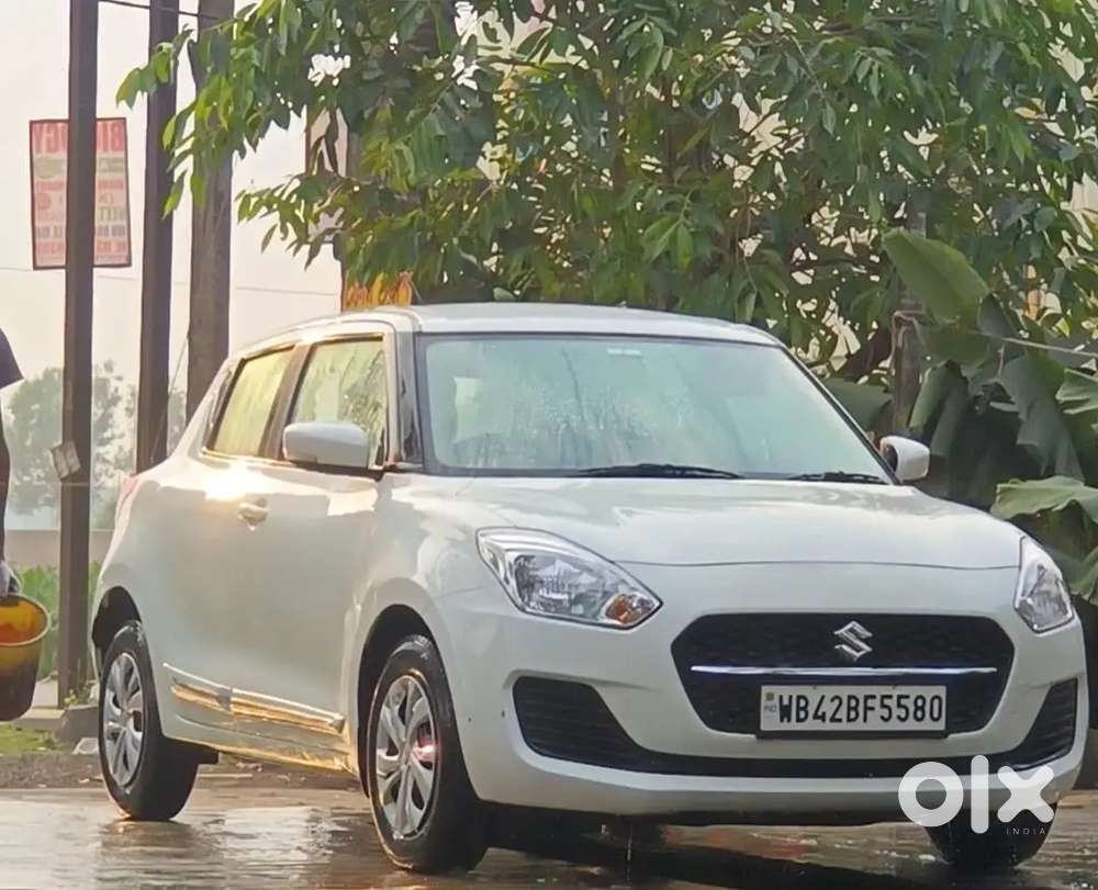 Swift Vxi Maruti Suzuki 2023  Petrol Manual