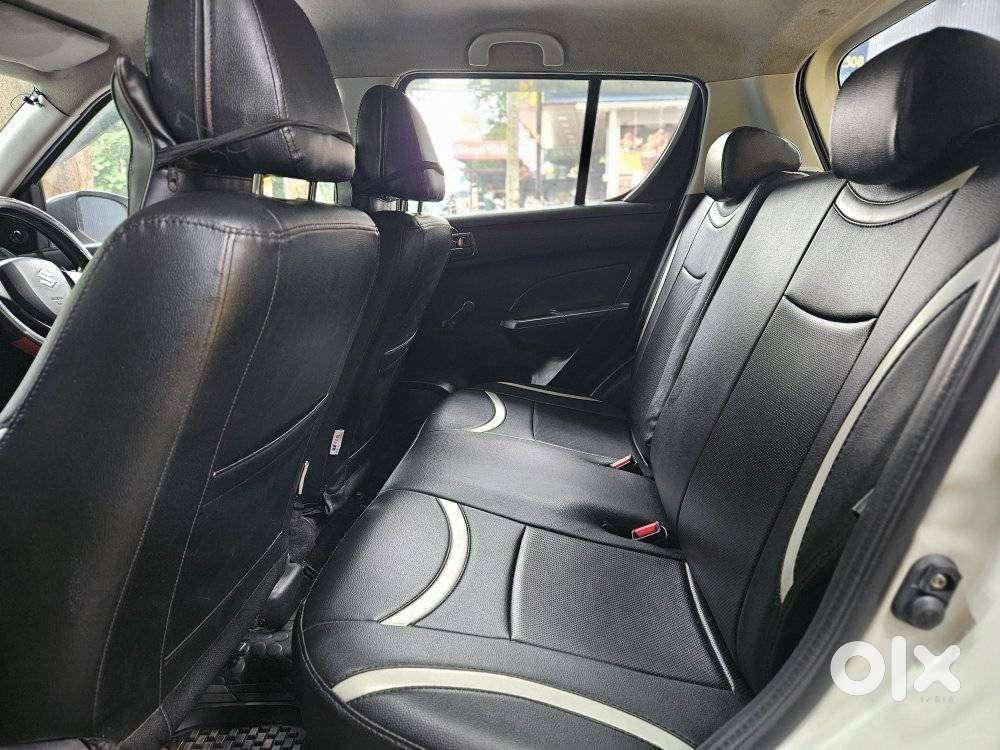 Maruti Suzuki Swift Lxi Optional-o, 2017, Petrol