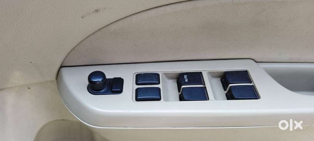 Maruti Suzuki Dzire 1.2 Vxi, 2016, Petrol