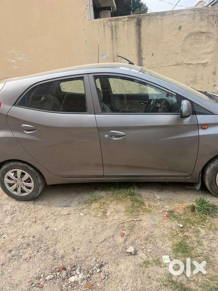 Hyundai Eon Sportz 2012 Model