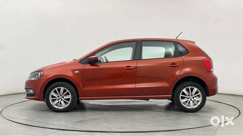 Volkswagen Polo Petrol Highline 1.2l, 2015, Petrol