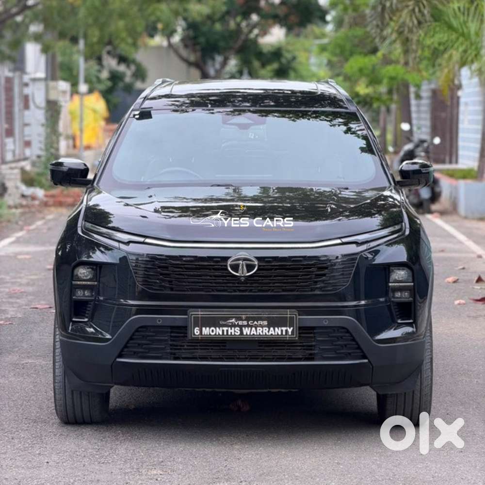 Tata Safari Accomplished Dark Edition, 2023, Diesel