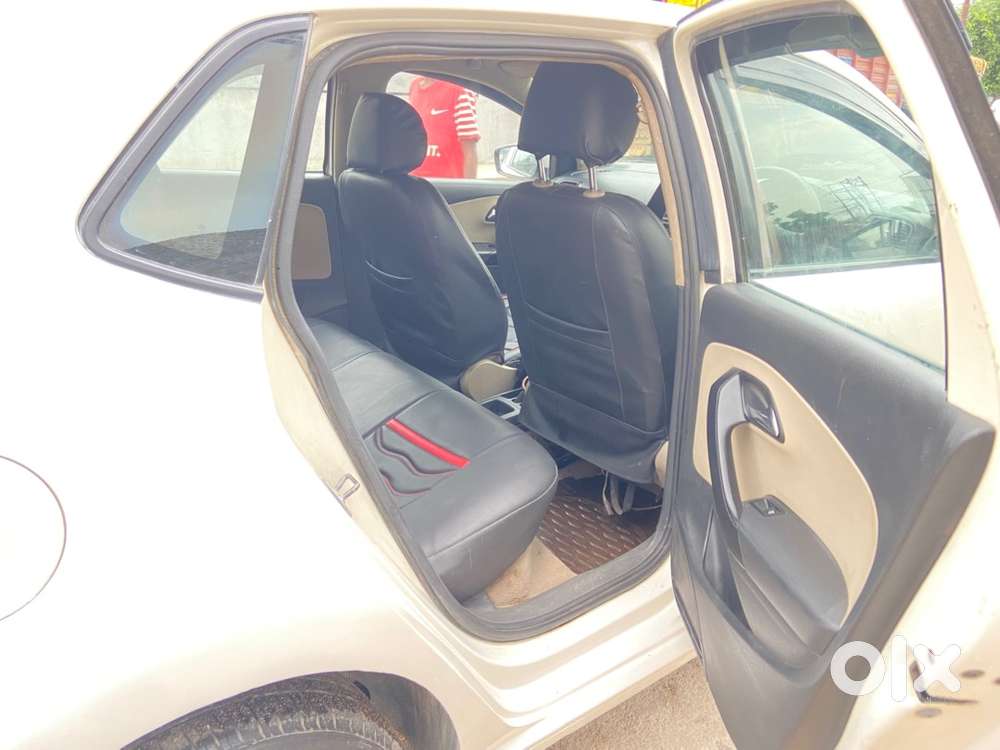 Volkswagen Polo 2014 Petrol Manual Year