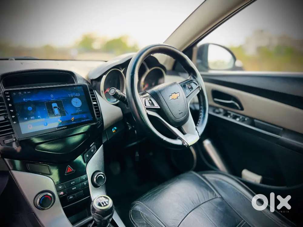 Chevrolet Cruze 2012 Top Modal