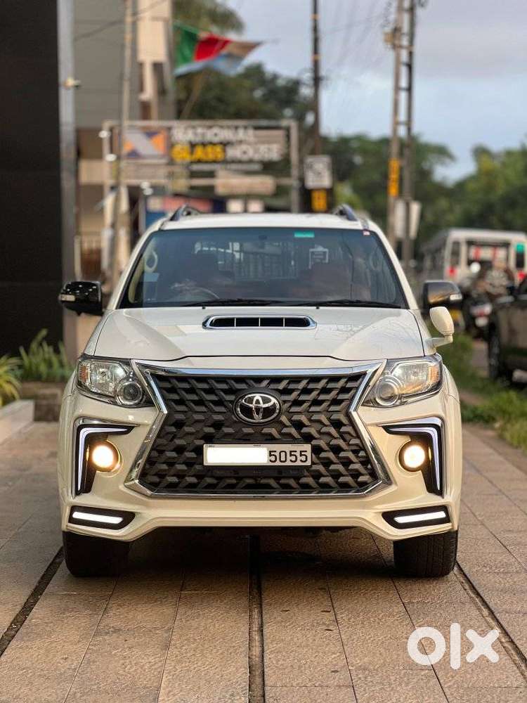 Toyota Fortuner 4x2 At 2.8 Diesel, 2013, Diesel
