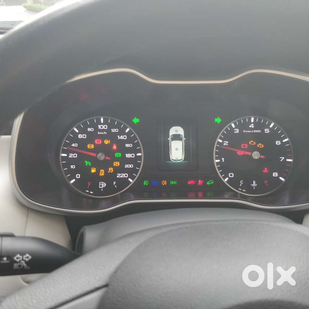 Mg Astor 2023 Petrol 4000 Km Driven