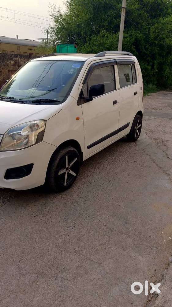 Maruti Suzuki Wagon R Lxi Cng Optional, 2017, Cng & Hybrids