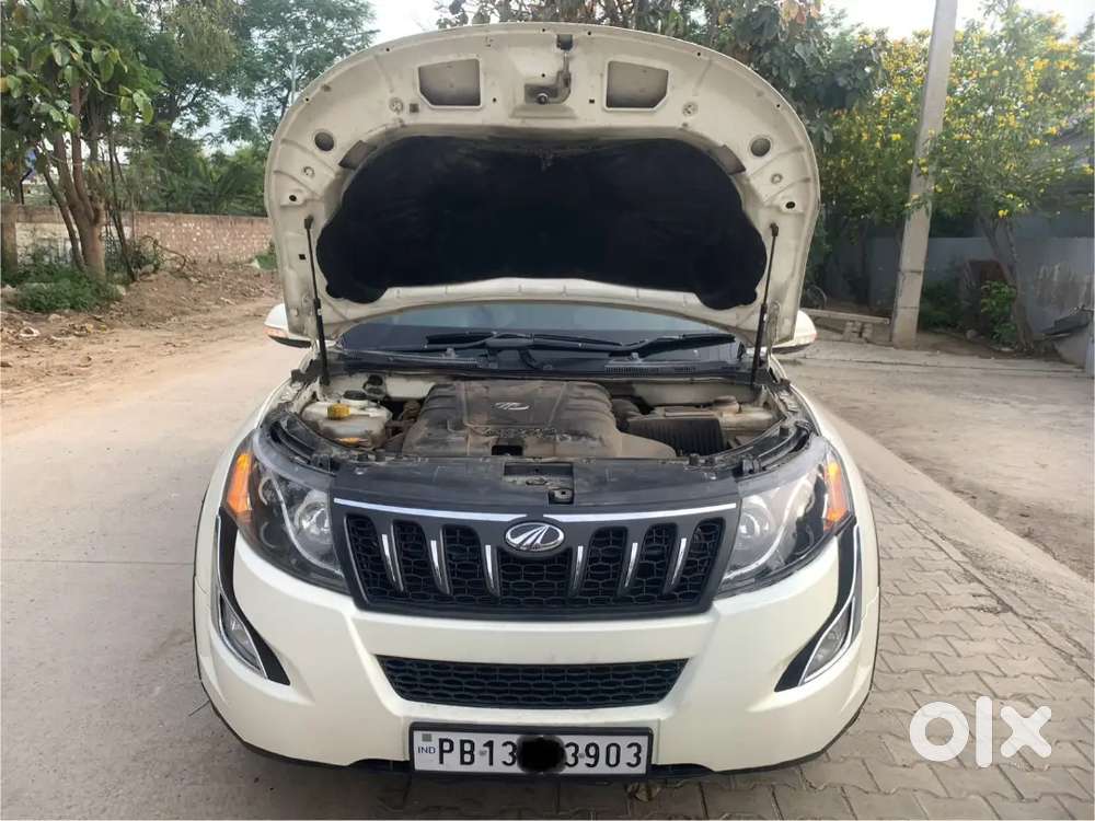 Mahindra Xuv500 2015 Diesel 94000 Km Driven