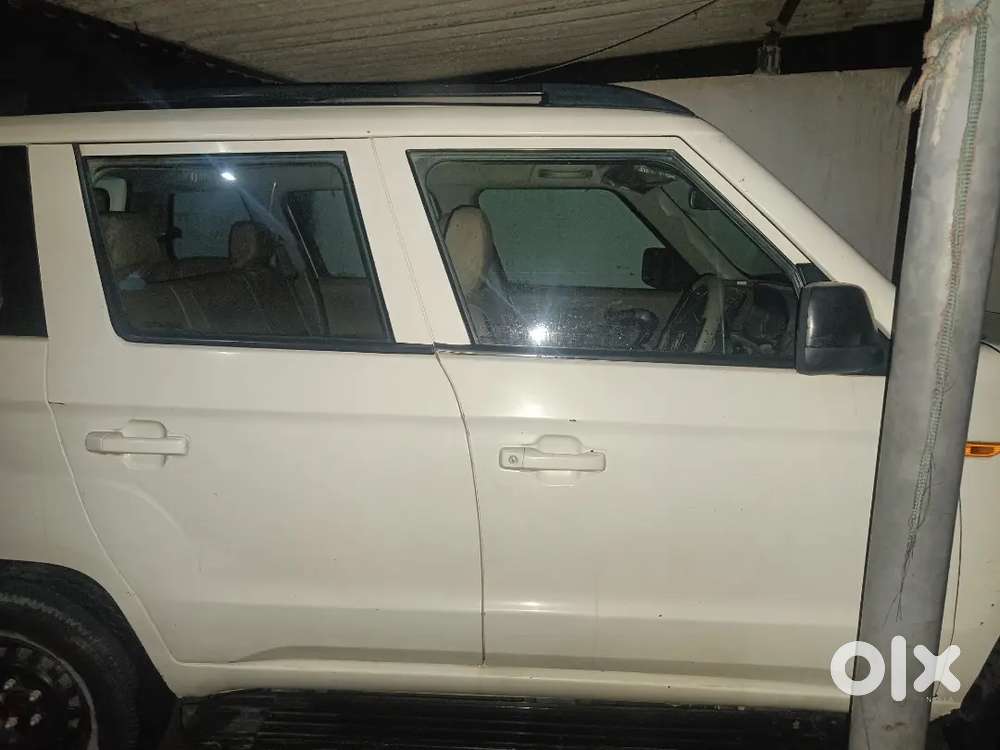 Mahindra Tuv 300 T6 Plus 29 Dec 2016