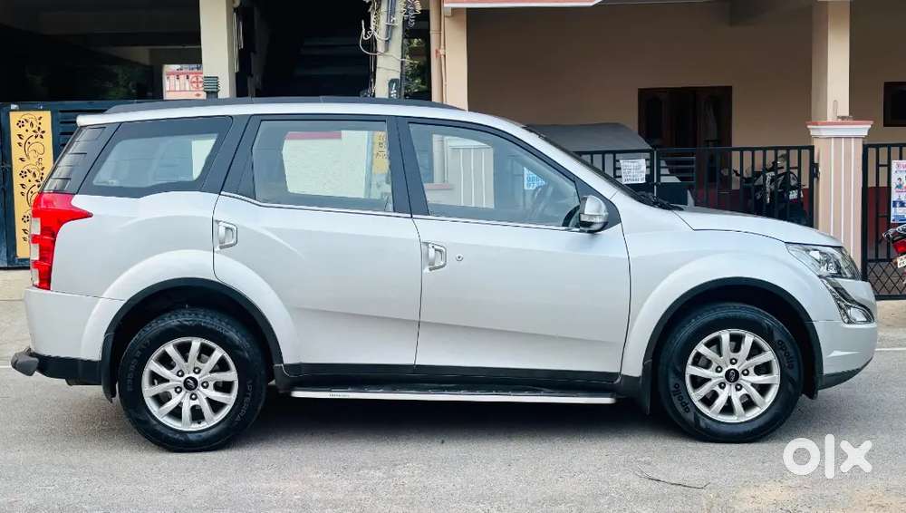 Mahindra XUV500 2015 W10 (Sunroof)