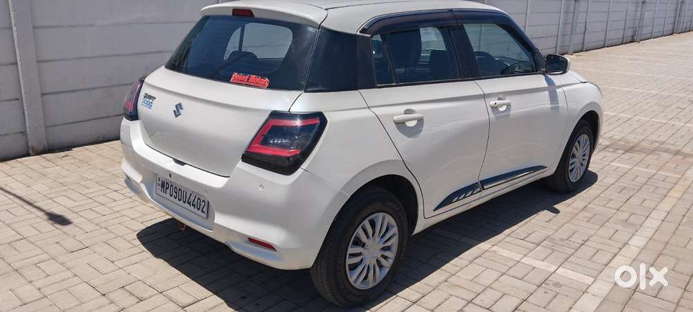 Maruti Suzuki New-gen Swift Vxi, 2024, Petrol