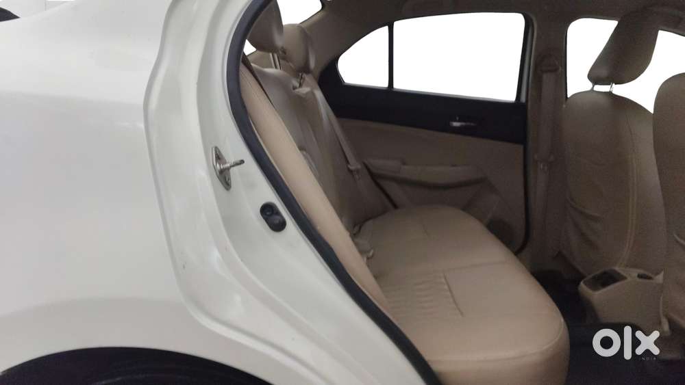 Maruti Suzuki Swift Dzire Amt Zxi, 2018, Petrol