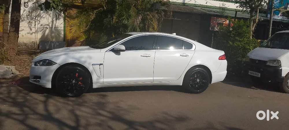 Jaguar Xf 2014 Diesel Well Maintained