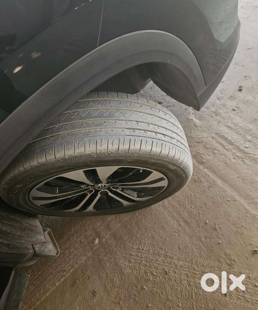 Mg Hector Plus 2021 Diesel Well Maintained