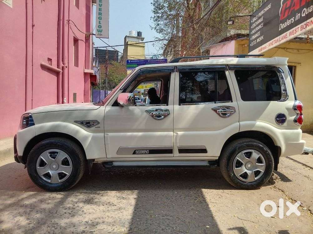 Mahindra Scorpio S5, 2019, Petrol