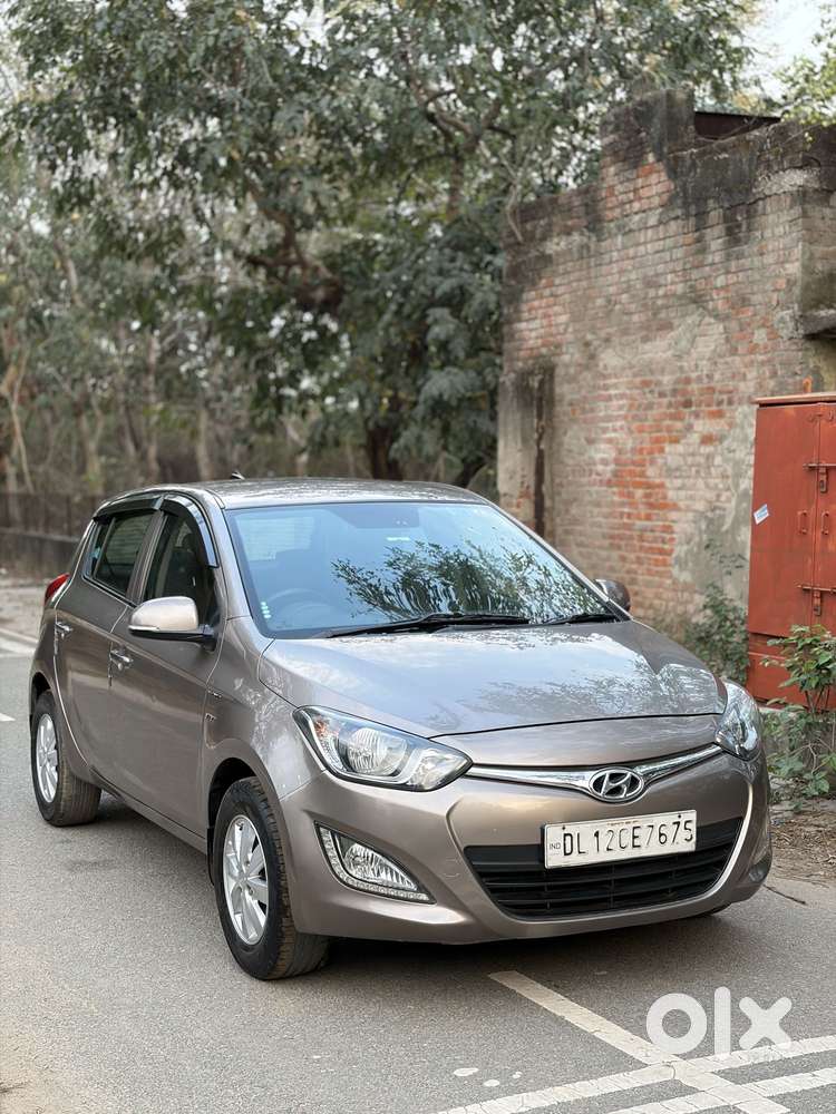 Hyundai I20 E 2014-2015 Sportz 1.2, 2014, Cng & Hybrids