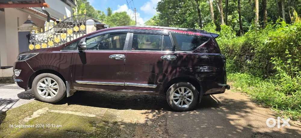 Toyota Innova Crysta 2017