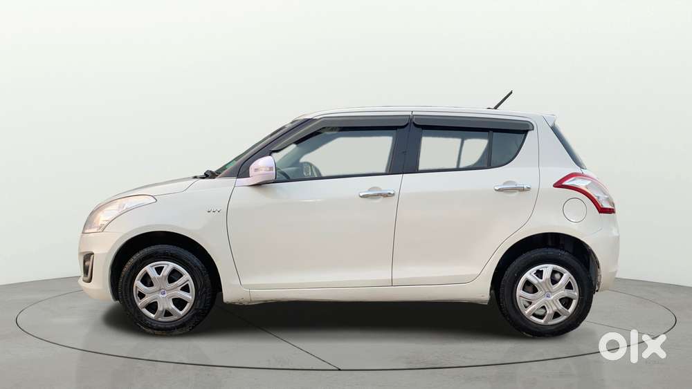 Maruti Suzuki Swift Vxi, 2015, Petrol