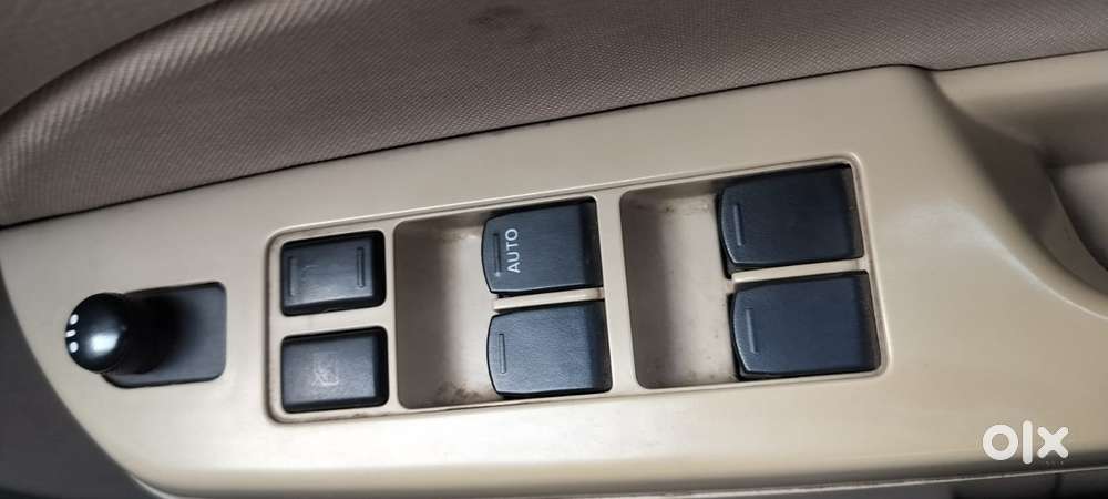 Maruti Suzuki Dzire 1.2 Vxi, 2012, Cng & Hybrids