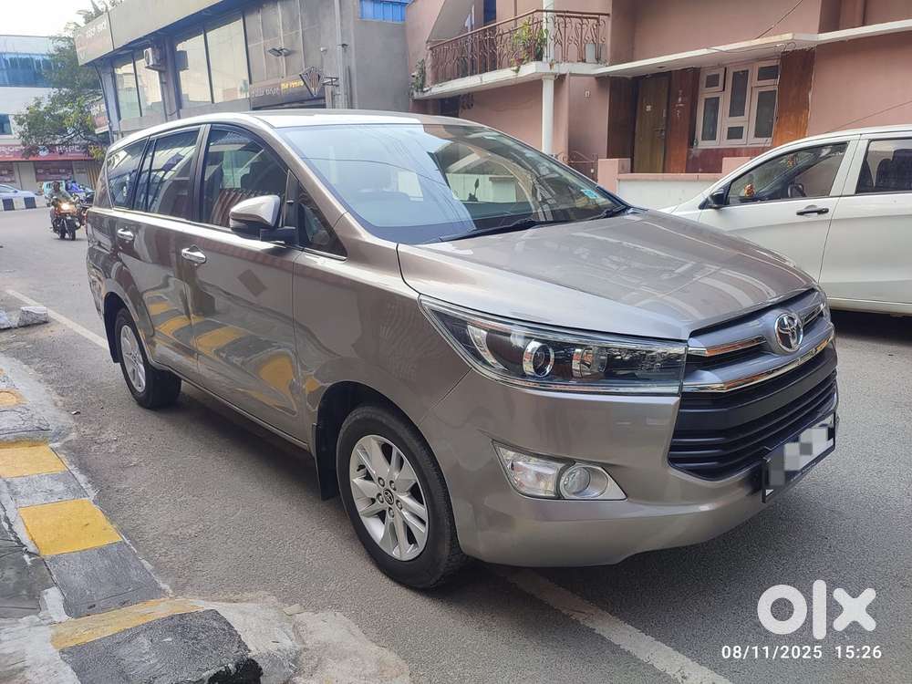 Toyota Innova Crysta 2.4 V, 2017, Diesel