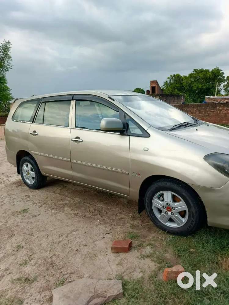 Toyota Innova 2.5 Ev 2011
