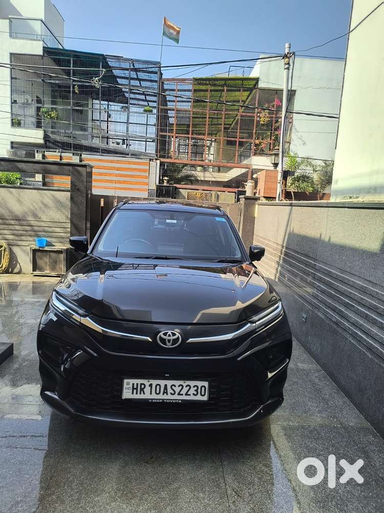 Toyota Urban Cruiser Hyryder 2024 Petrol Well Maintained