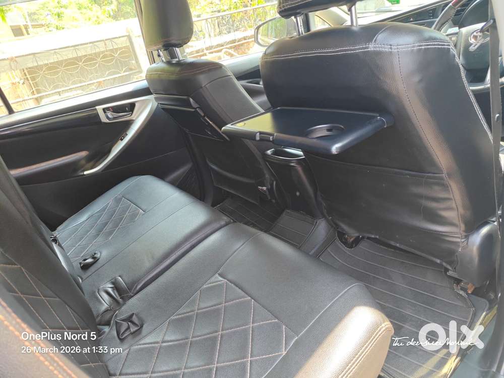 Toyota Innova Crysta 2.4 V 8 Str, 2017, Diesel