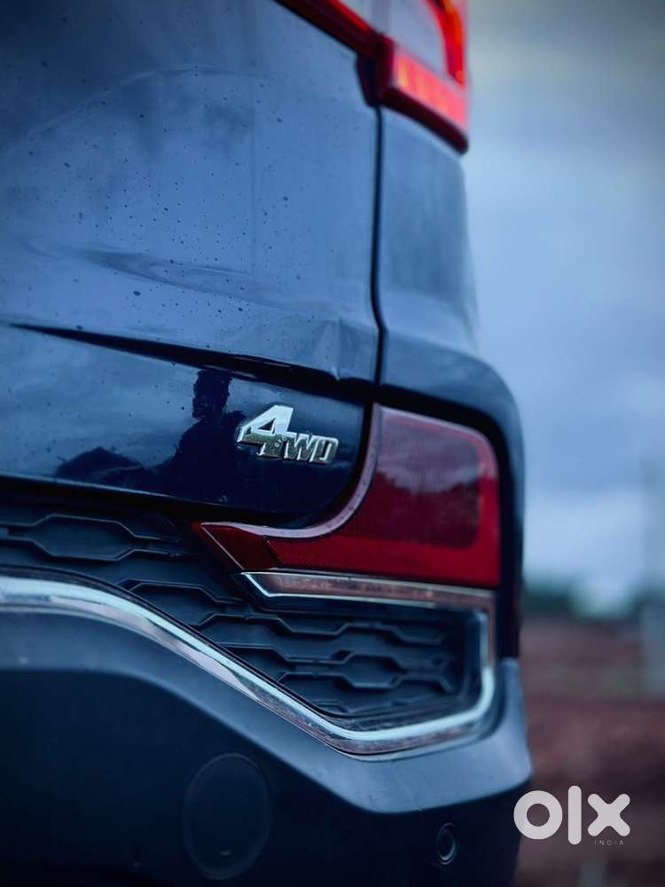 Mahindra Alturas G4 4wd At, 2022, Diesel