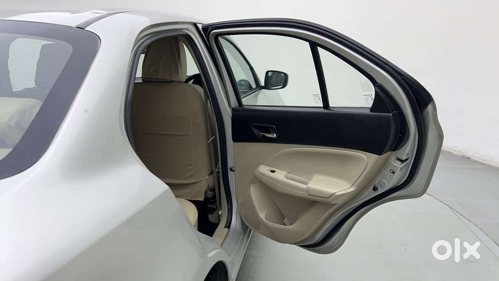 Maruti Suzuki Dzire 1.2 Vxi Amt, 2017, Petrol